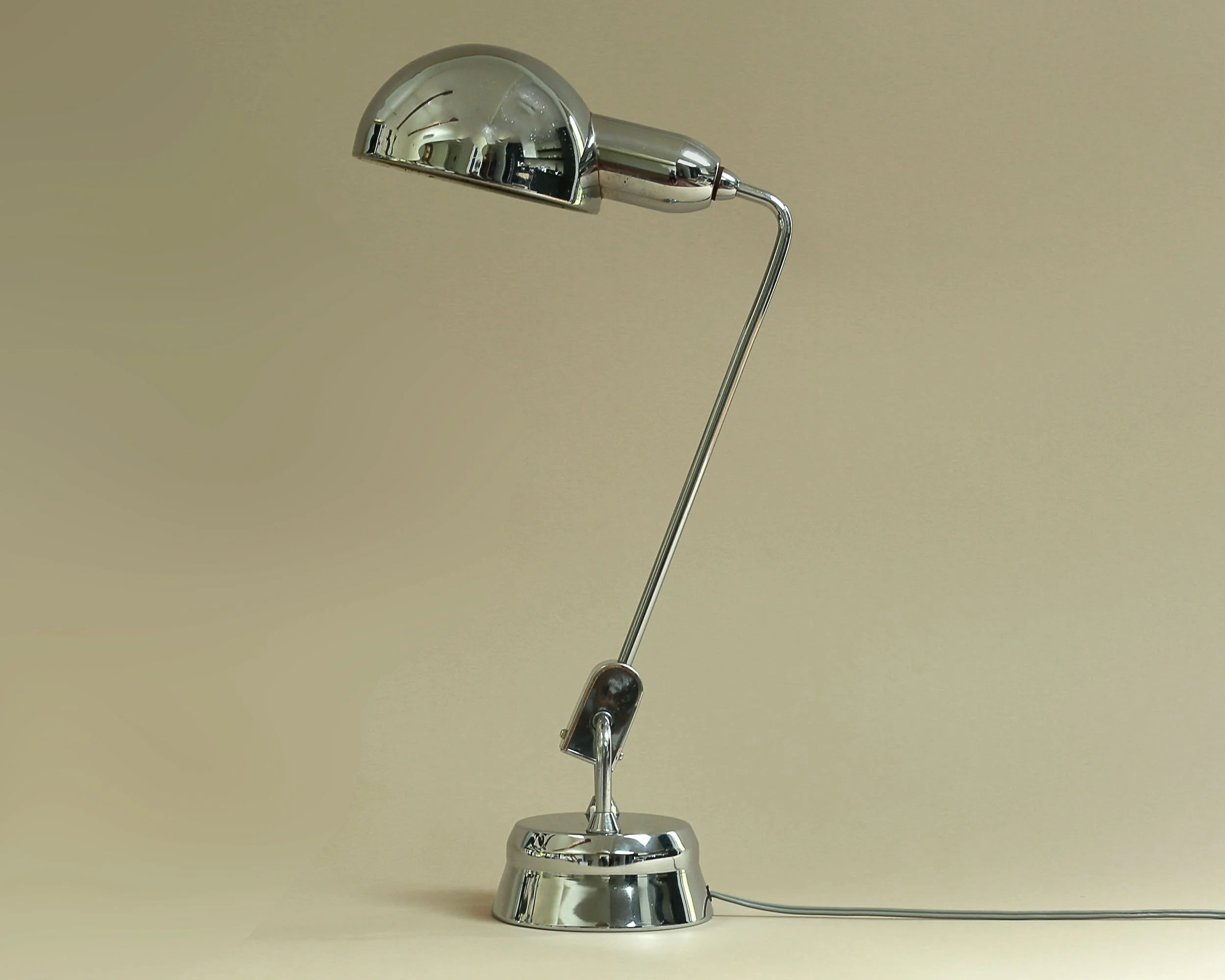 Vintage+Jumo+600+Light.jpg?